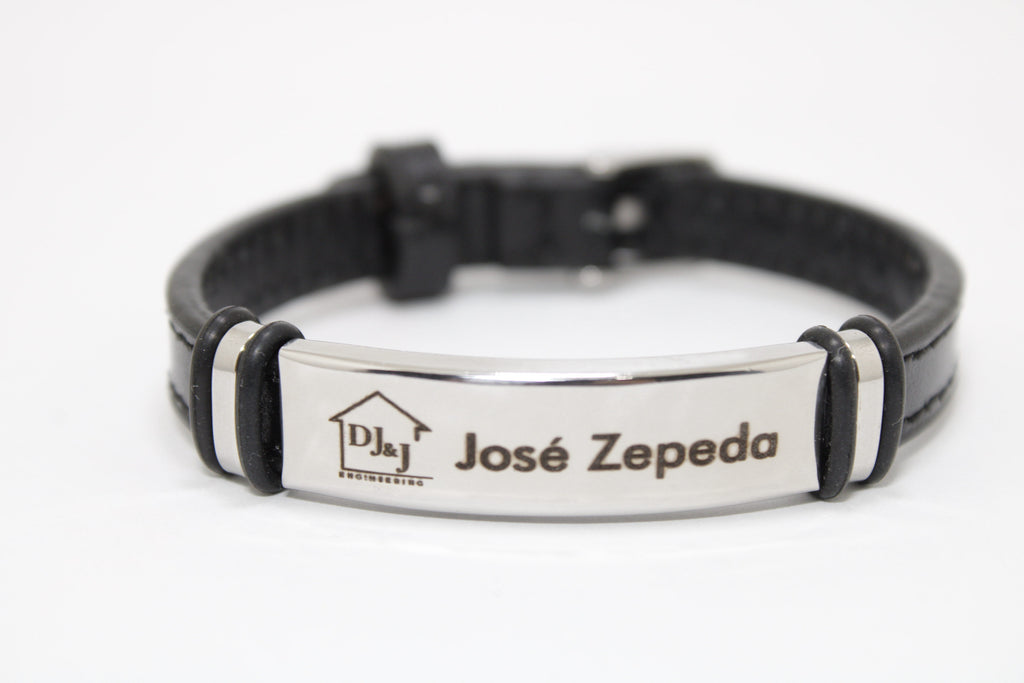 Brazalete placa acero correa piel estilo reloj