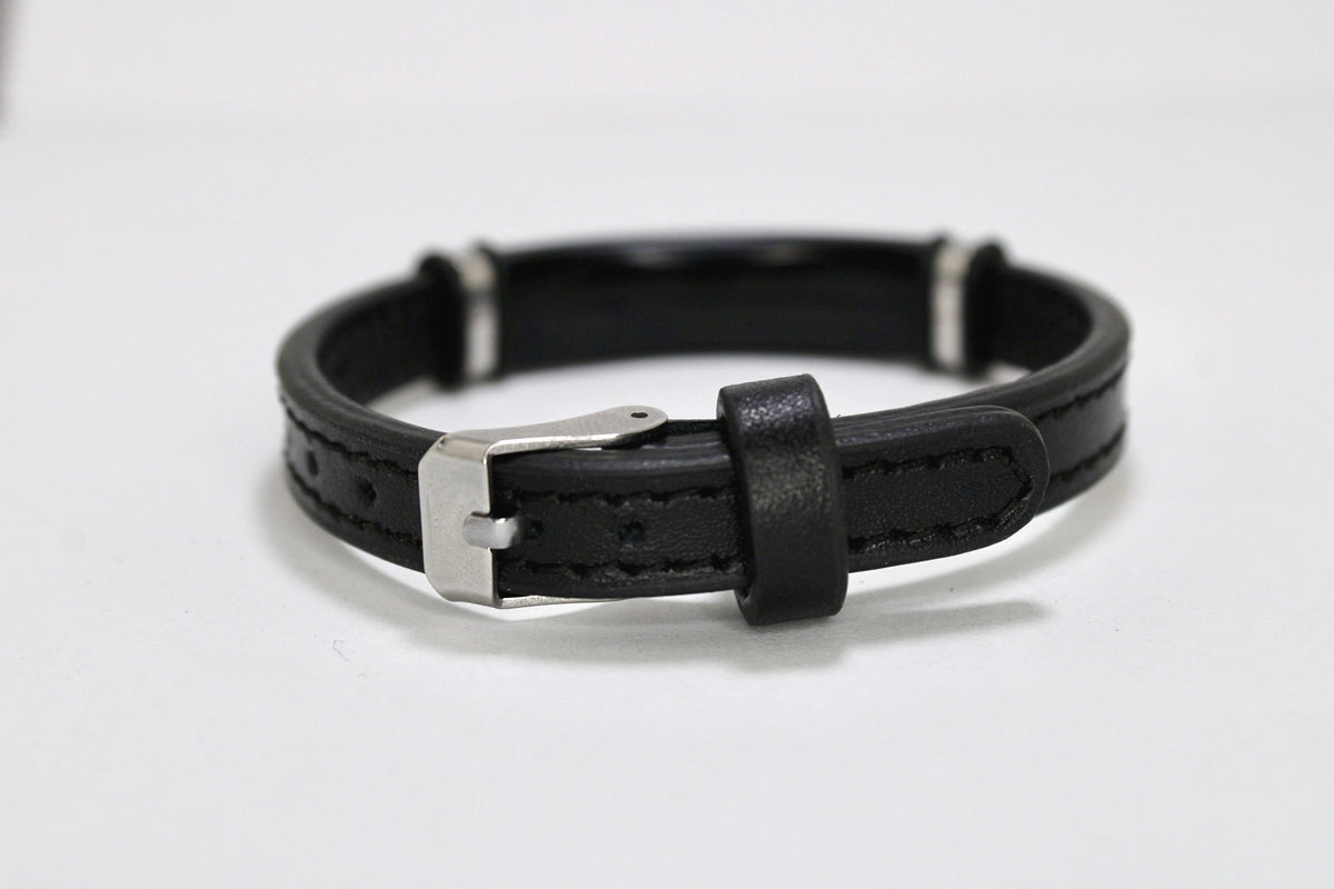 Brazalete placa acero correa piel estilo reloj