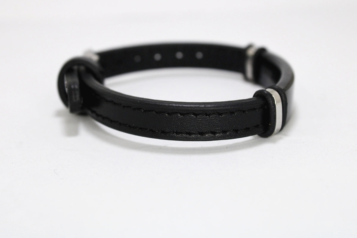 Brazalete placa acero correa piel estilo reloj