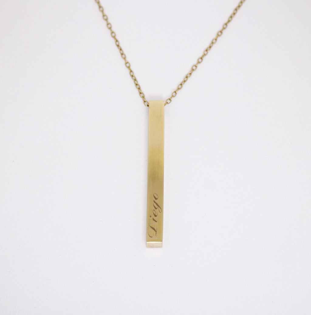 Collar dije rectángulo acero inoxidable dorado